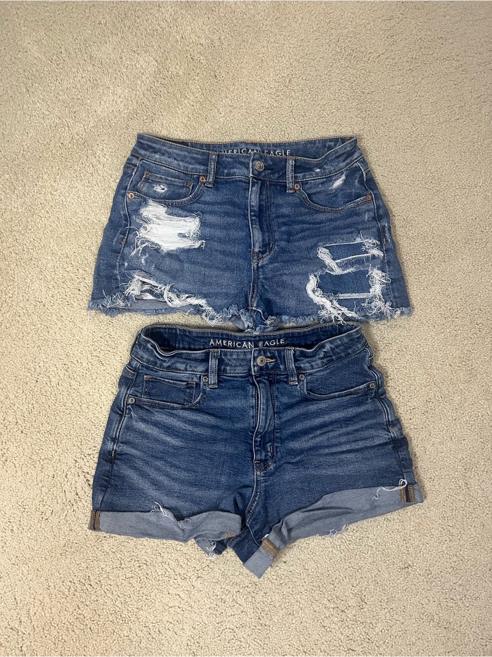 American Eagle Outfitters Women’s Distressed Denim Shorts - Medium Blue size 6